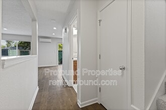 20815 SW Alexander St in Beaverton, OR - Building Photo - Building Photo