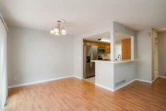 11642 E Cornell Cir in Aurora, CO - Building Photo - Building Photo