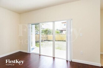 15464 SW 18th Ln in Miami, FL - Building Photo - Building Photo