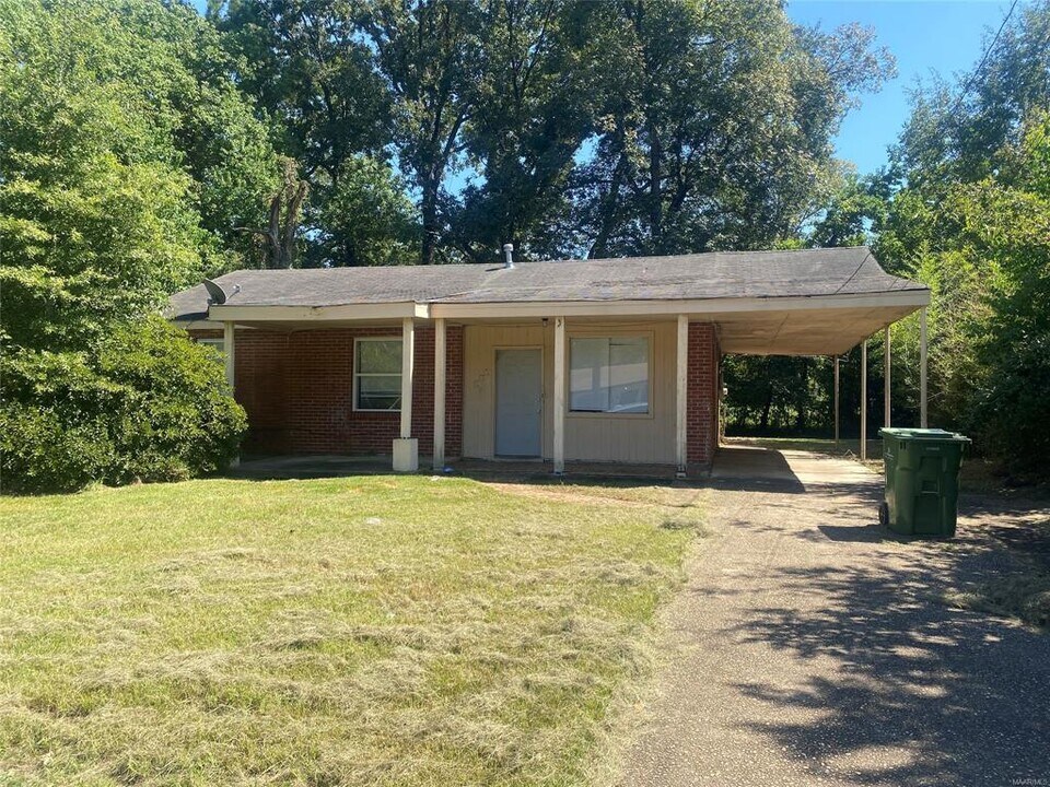 121 Shadyside Ln in Montgomery, AL - Building Photo