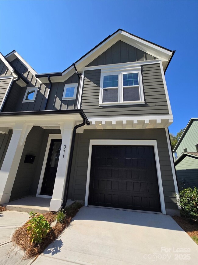 511 Bowman Rd in Charlotte, NC - Foto de edificio - Building Photo