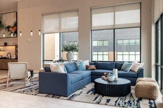 Grand Station Lofts in Merriam, KS - Building Photo - Interior Photo