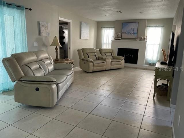 403 Oriole Cir in Palm Harbor, FL - Building Photo - Building Photo