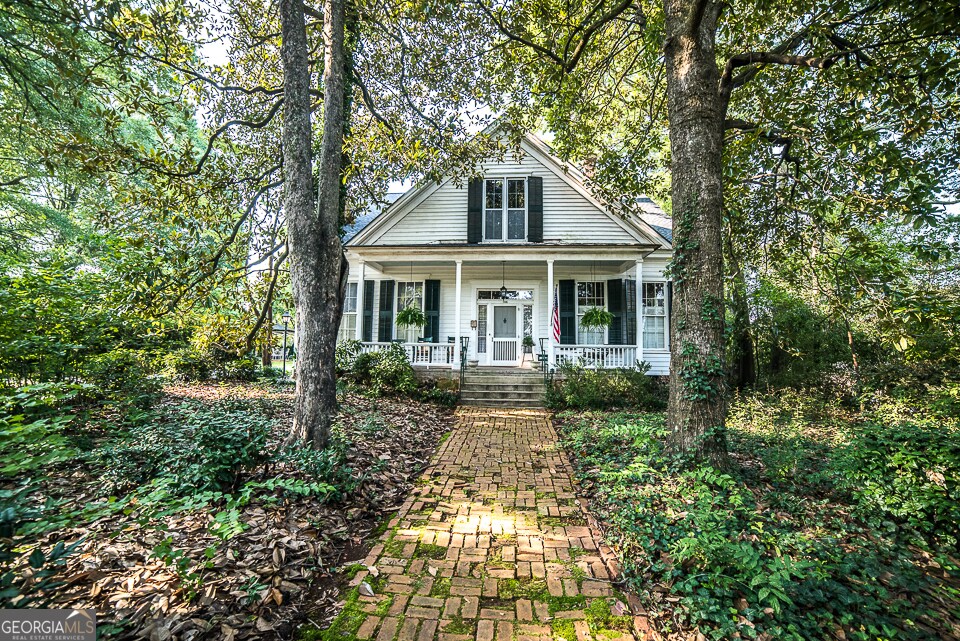 708 S Hill St in Griffin, GA - Building Photo