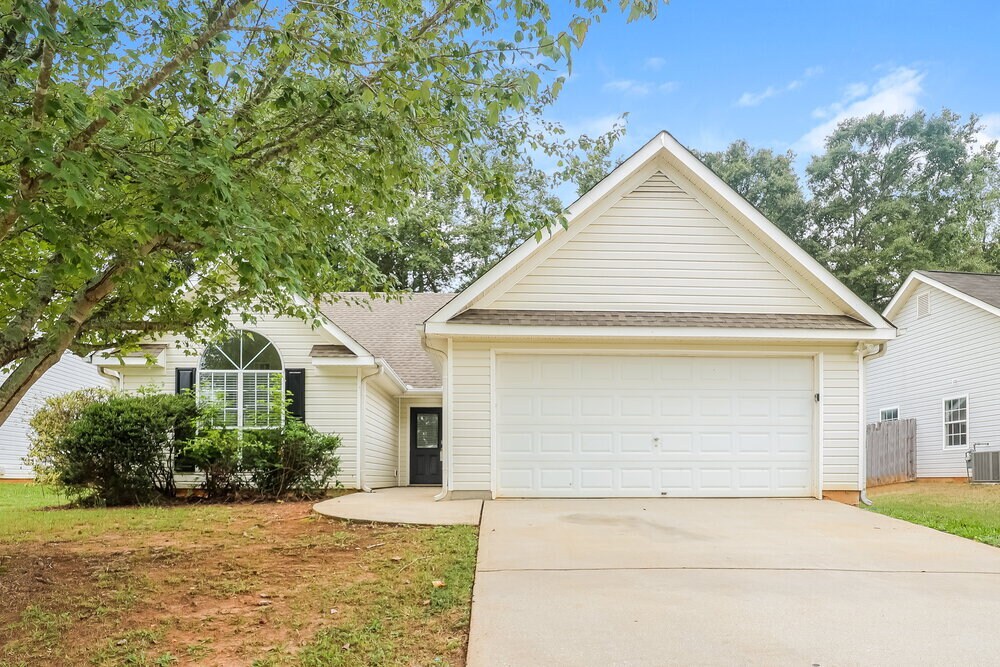 206 Coldsprings Ct in Mcdonough, GA - Building Photo