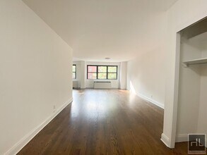 East 88 Street in New York, NY - Building Photo - Building Photo