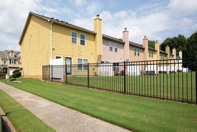 45 Providence Oak Ct SE