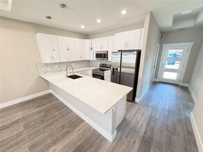 10 Lyons Pl in Palm Coast, FL - Building Photo - Building Photo