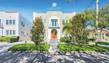 Shirr Manor in Tampa, FL - Building Photo - Primary Photo