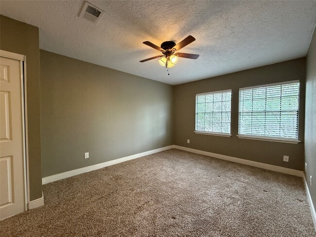 property at 2611 Grants Lake Blvd