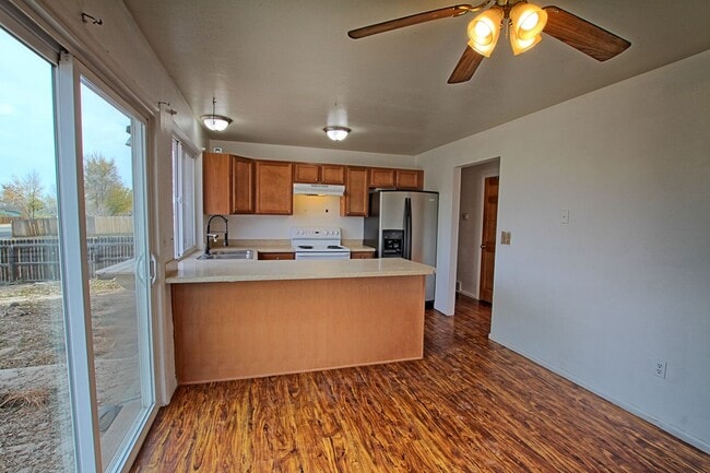 15933 E Linvale Ave in Aurora, CO - Building Photo - Building Photo