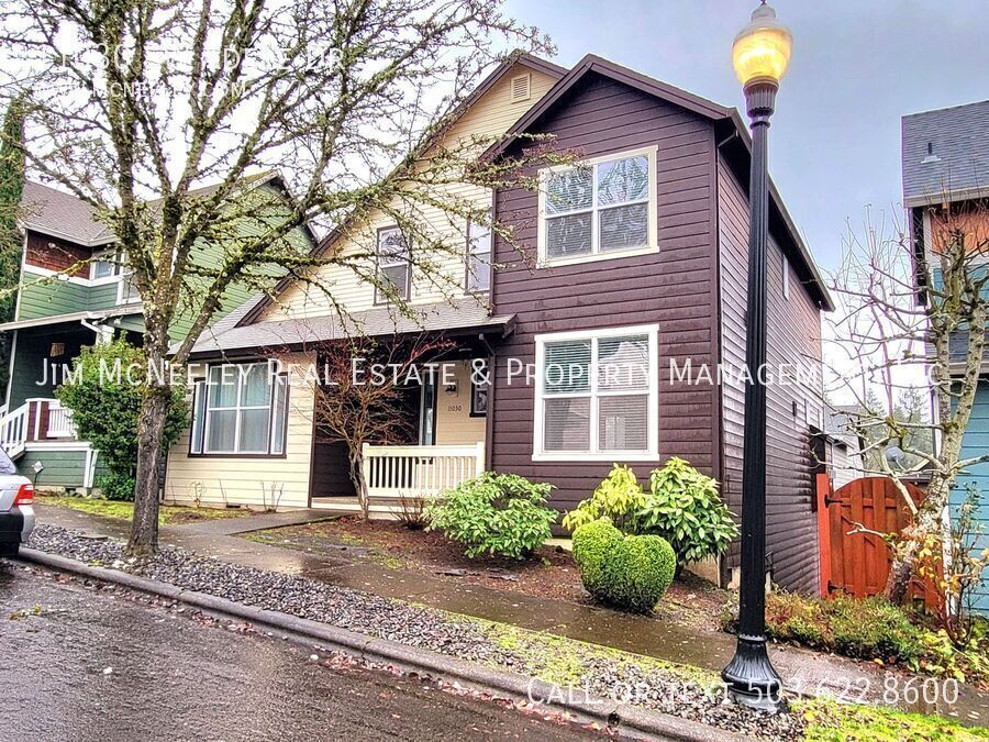 11030 SW Adele Dr in Portland, OR - Foto de edificio