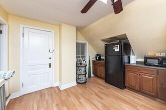1654 W Melrose St in Chicago, IL - Building Photo - Building Photo