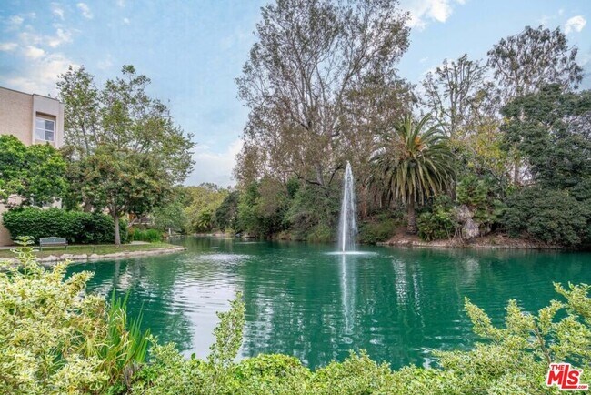property at 8314 Raintree Cir
