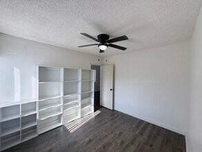 5039 Alhambra Ave, Unit B in Los Angeles, CA - Building Photo - Building Photo