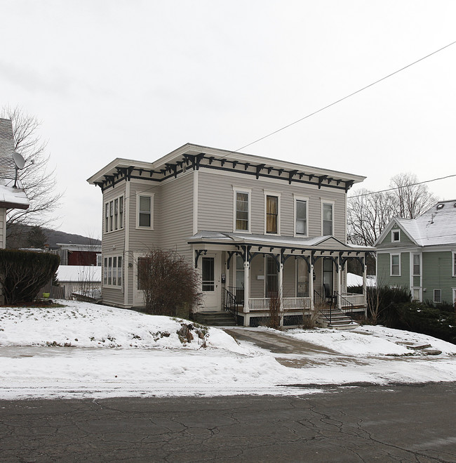 80 Ford Ave in Oneonta, NY - Building Photo - Building Photo