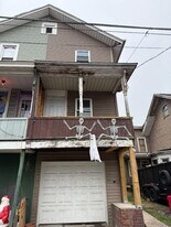 103 W Catawissa St in Nesquehoning, PA - Building Photo