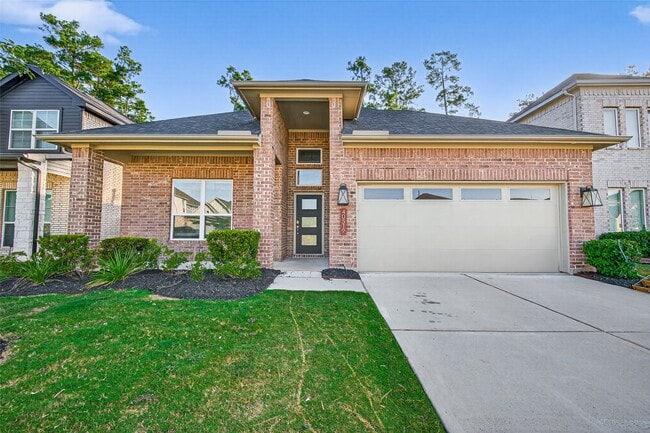 property at 40519 Goldeneye Pl
