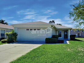 10047 Perthshire Cir in Land O Lakes, FL - Building Photo