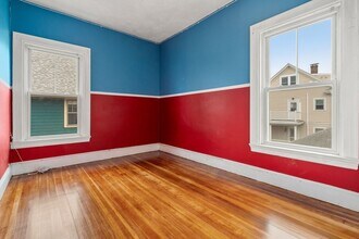 28 Bayard St in Boston, MA - Building Photo - Building Photo