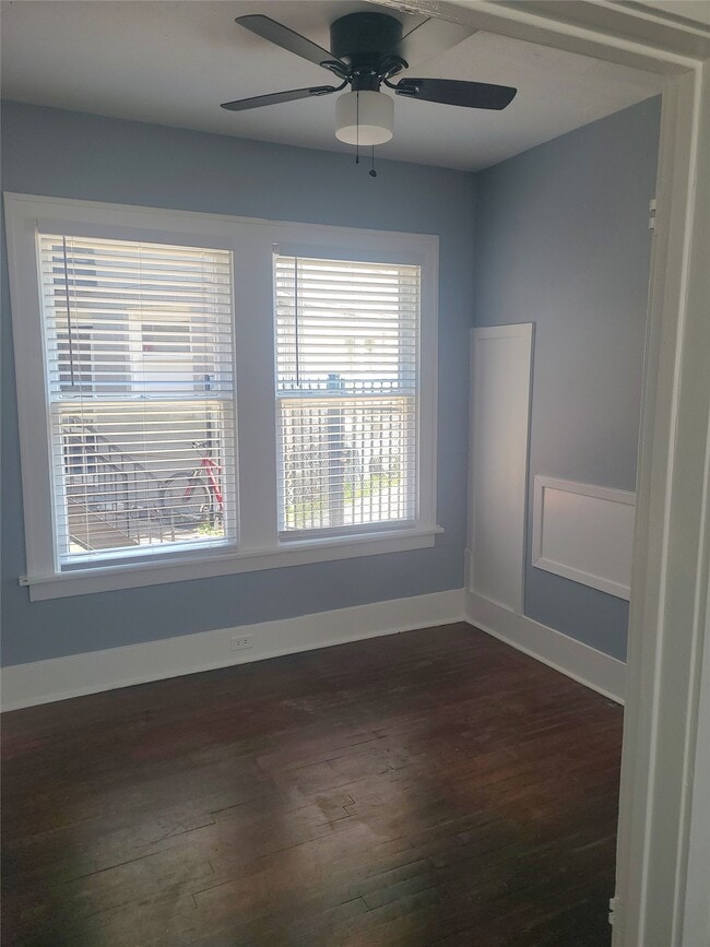 property at 4414 Woodside St