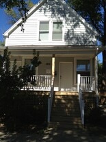 1805 Lyons St, Unit 2 in Evanston, IL - Building Photo