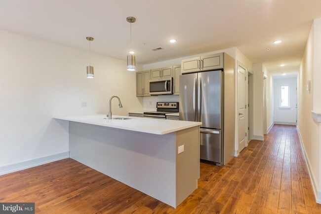 property at 1513 Brown St