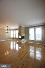 10470 Courtney Dr in Fairfax, VA - Building Photo - Building Photo