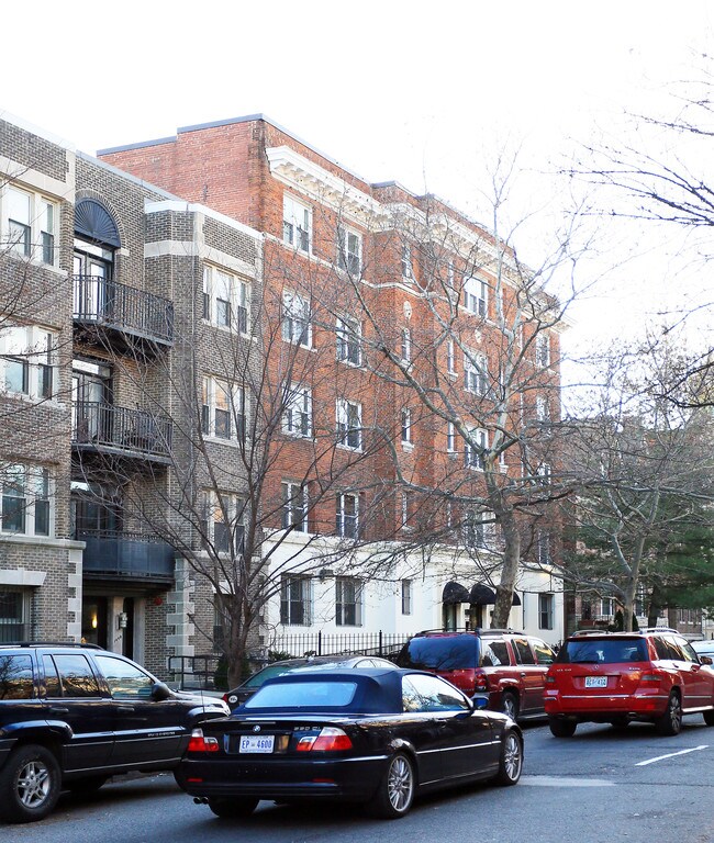 The Fernwood in Washington, DC - Foto de edificio - Building Photo