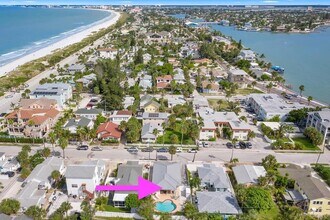 108 11th Ave in St Pete Beach, FL - Building Photo - Building Photo