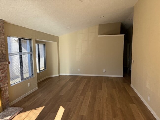 579 Eldridge Ave in Vacaville, CA - Building Photo - Building Photo