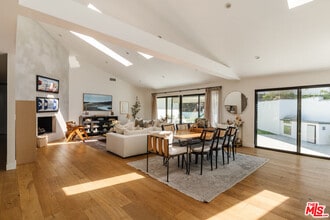 3554 Alginet Dr in Los Angeles, CA - Building Photo - Building Photo
