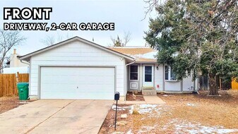 3804 S Ouray Way in Aurora, CO - Building Photo