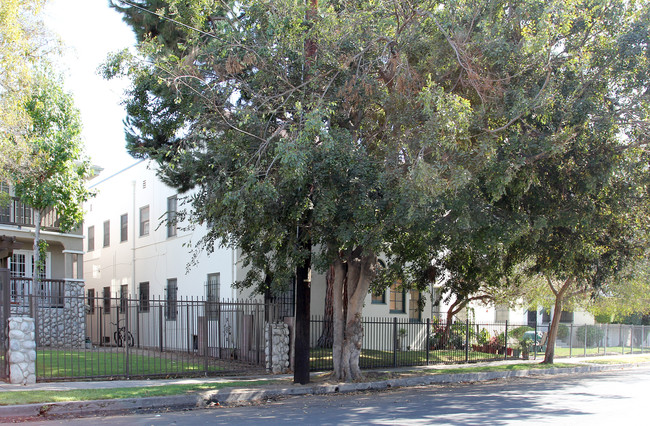 2376-2378 Portland St in Los Angeles, CA - Building Photo - Building Photo