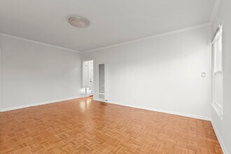 518 N Genesee Ave, Unit 518 in Los Angeles, CA - Foto de edificio - Building Photo