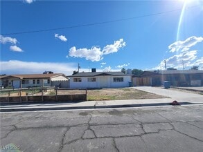 3749 Ponderosa St in Las Vegas, NV - Building Photo - Building Photo
