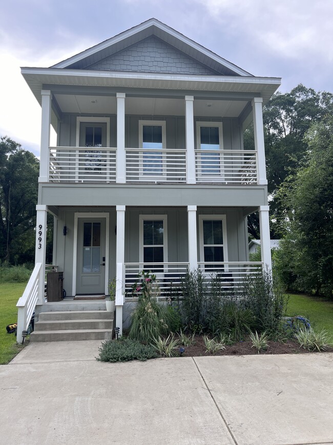 property at 9993 Oak Haven Rd