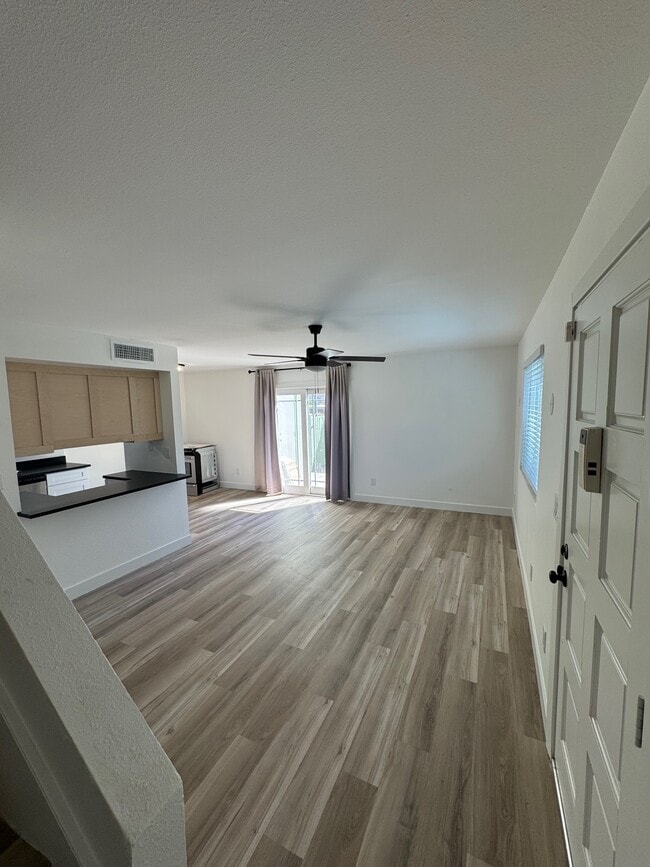 10229 N 8th St in Phoenix, AZ - Building Photo - Building Photo