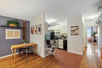 221 Vine St in Philadelphia, PA - Building Photo - Building Photo
