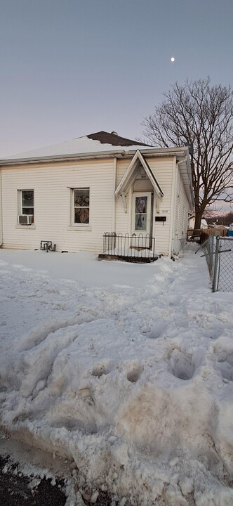 1505 S 10th St in St. Joseph, MO - Building Photo