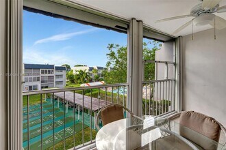 7897 Golf Cir Dr in Margate, FL - Building Photo - Building Photo