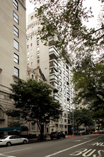 923 Fifth Ave in New York, NY - Building Photo - Building Photo