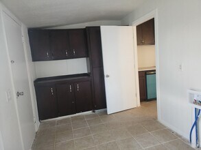 1426 Maple Dr in Midwest City, OK - Building Photo - Building Photo