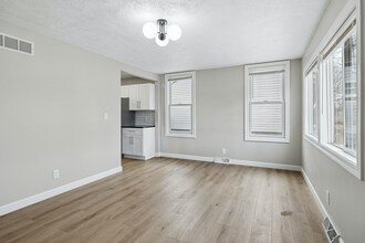 3111 S 40th St in Omaha, NE - Building Photo - Building Photo