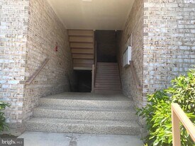 3360 Huntley Sq Dr in Temple Hills, MD - Building Photo