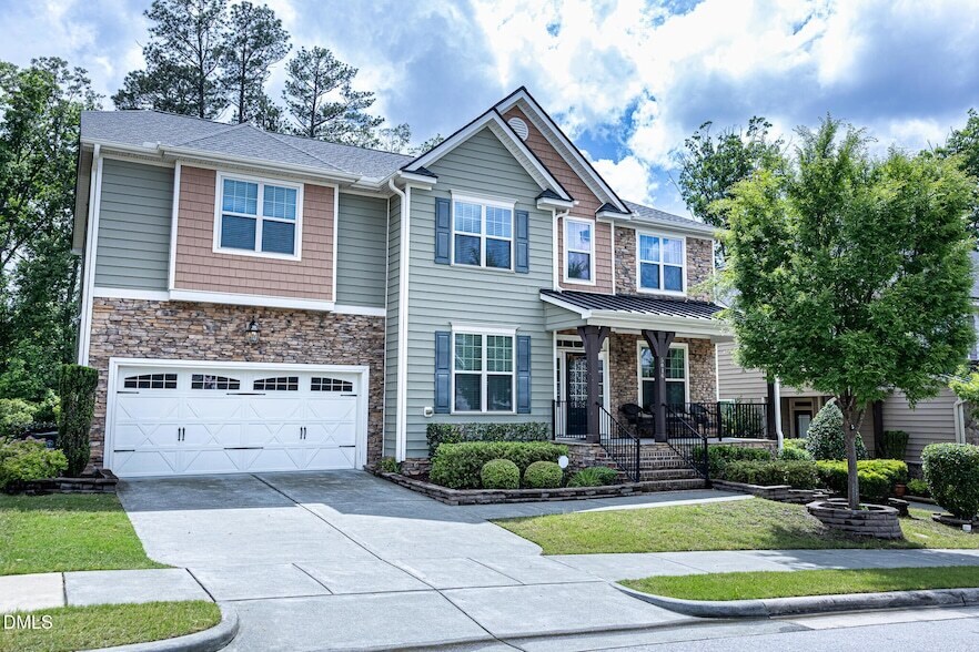 5016 Trembath Ln in Cary, NC - Building Photo