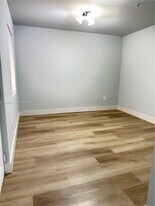 1930 SW 2nd St in Miami, FL - Building Photo