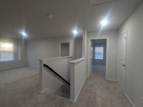 845 Eagles Nest Dr in Cleburne, TX - Foto de edificio - Building Photo