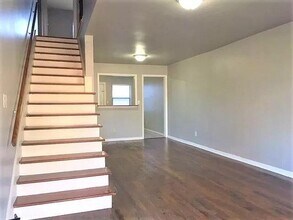1102 NW 27th St in Oklahoma City, OK - Building Photo - Building Photo
