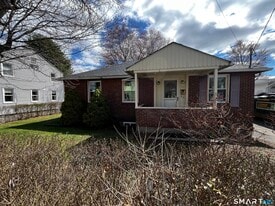 57 Wayne Dr in Plainville, CT - Building Photo
